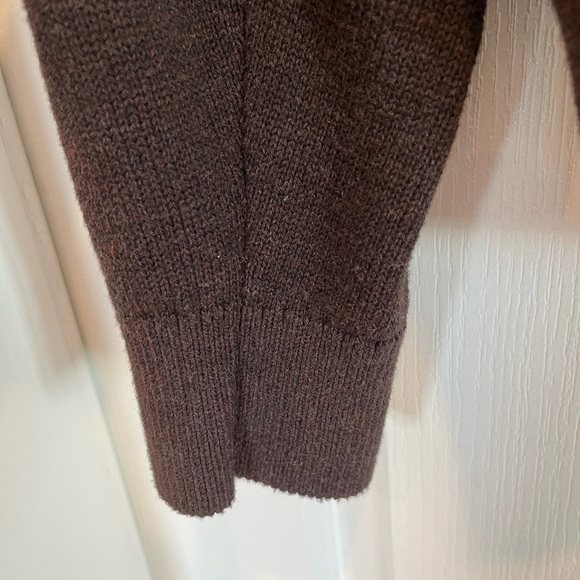 Like New GAP Brown Vest with Classic Design Size Medium - Picture 4 of 12